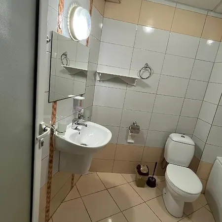 Sunny Hills Apartment